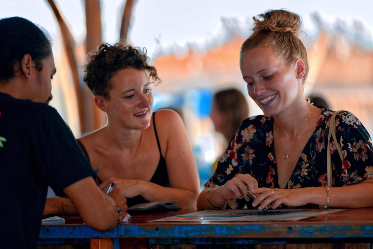 Hotel Begadang Gili Air Zewnętrze zdjęcie